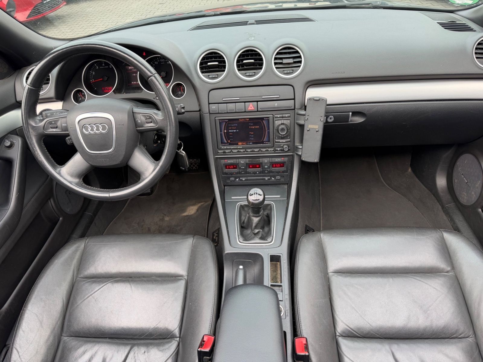 Audi A4 Cabriolet 1.8 T Sline, elektr. Verdeck, 2HD