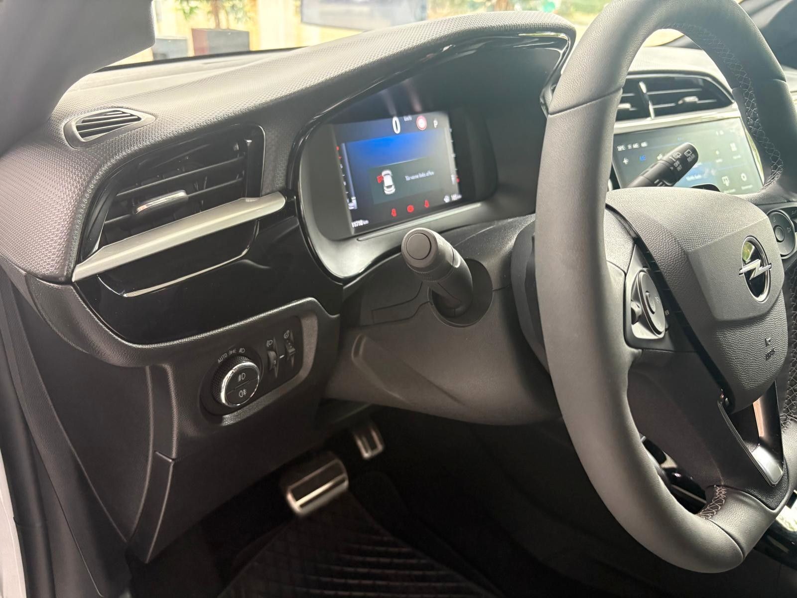 Opel Corsa F GS 1.2 74KW (100 PS), Navi,SHZ,RFK