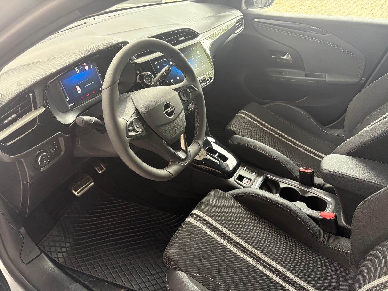 Opel Corsa F GS 1.2 74KW (100 PS), Navi,SHZ,RFK