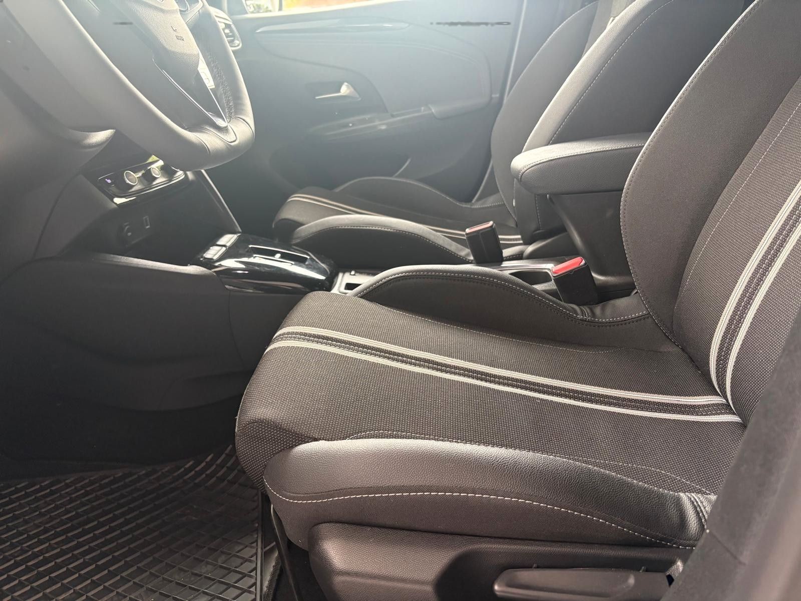 Opel Corsa F GS 1.2 74KW (100 PS), Navi,SHZ,RFK