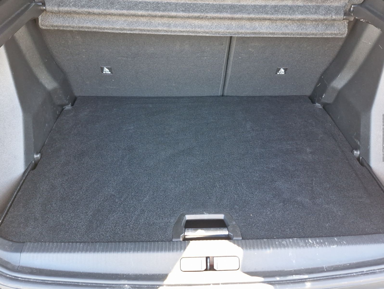 Peugeot 2008 Hybrid 145 GT e-DSC  LED Navi Kamera360 ACC