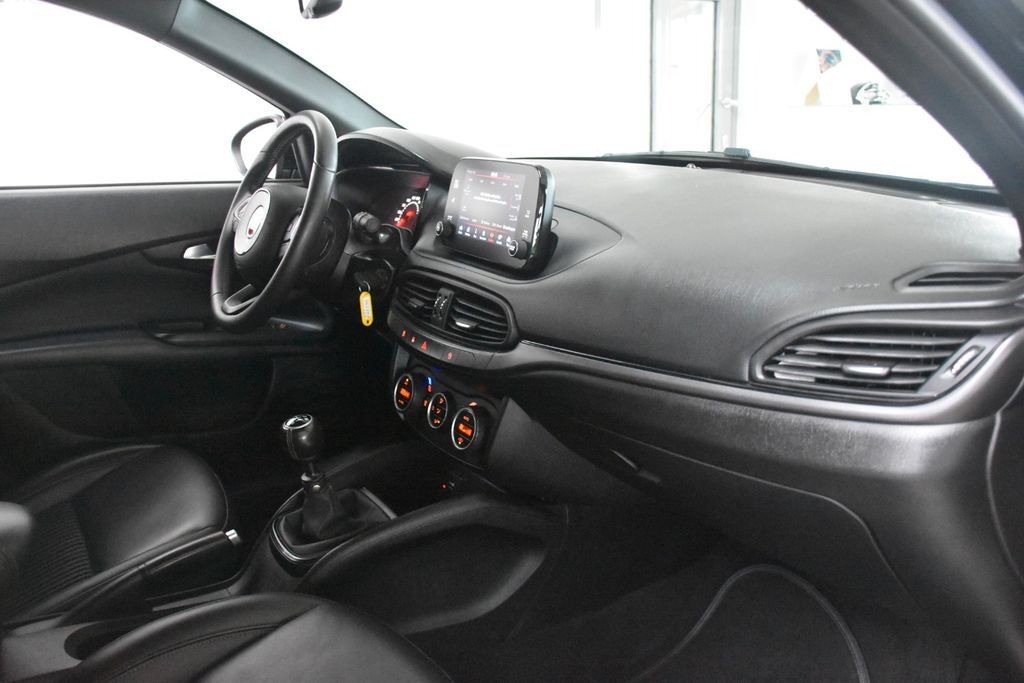Fiat Tipo S-Design BiXenon Navi Kamera Sitzheiz Tempo