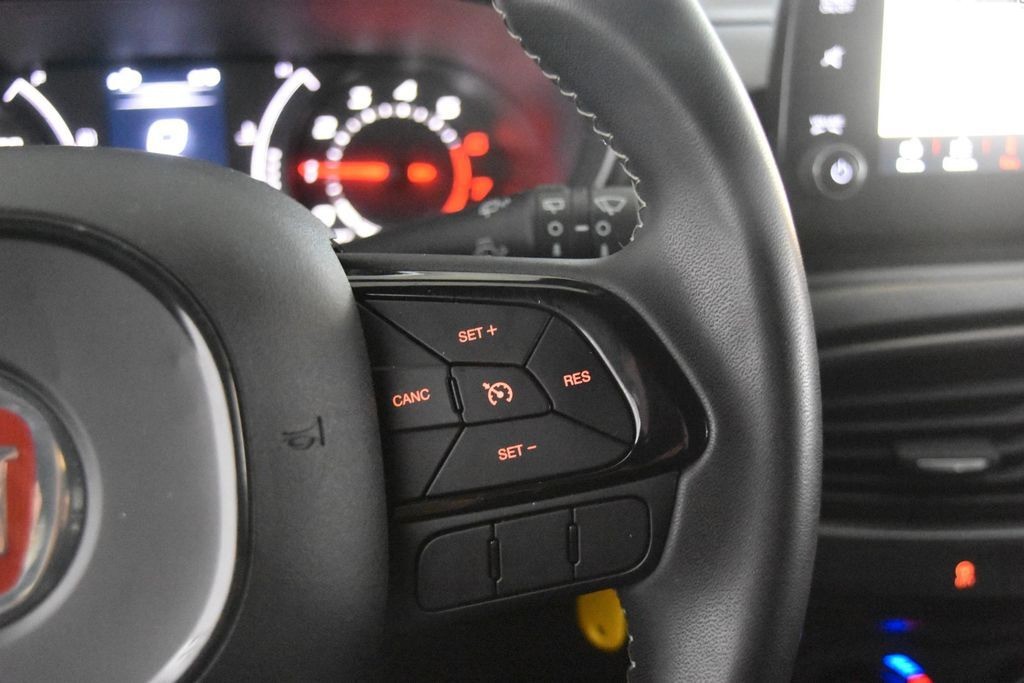 Fiat Tipo S-Design BiXenon Navi Kamera Sitzheiz Tempo