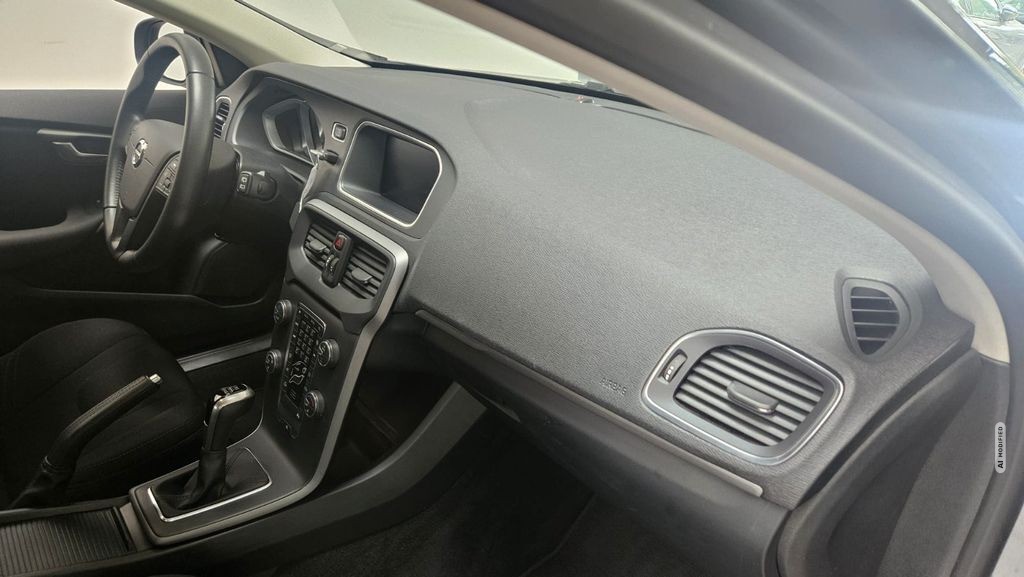 Volvo V40 Kinetic 1.Hand Navi Alu Allwetter