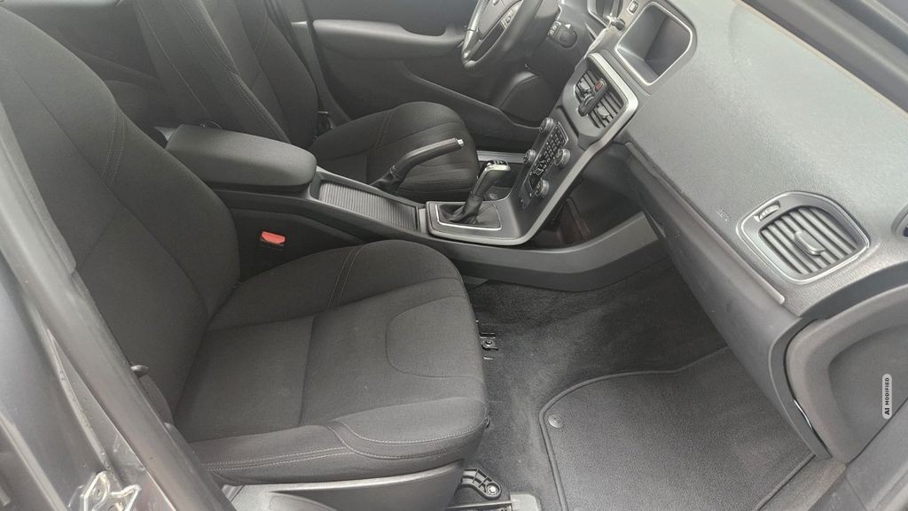 Volvo V40 Kinetic 1.Hand Navi Alu Allwetter