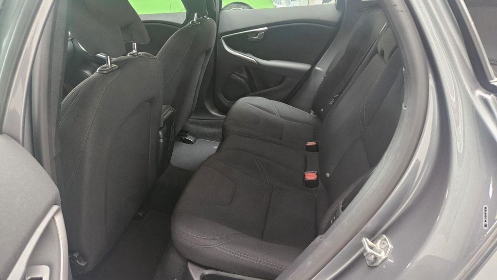 Volvo V40 Kinetic 1.Hand Navi Alu Allwetter