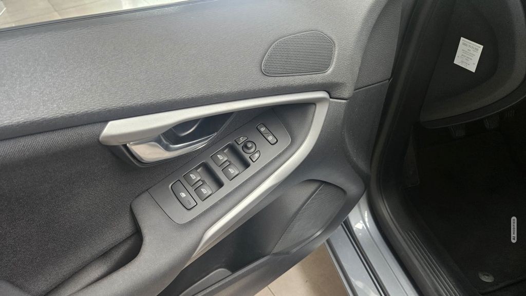 Volvo V40 Kinetic 1.Hand Navi Alu Allwetter