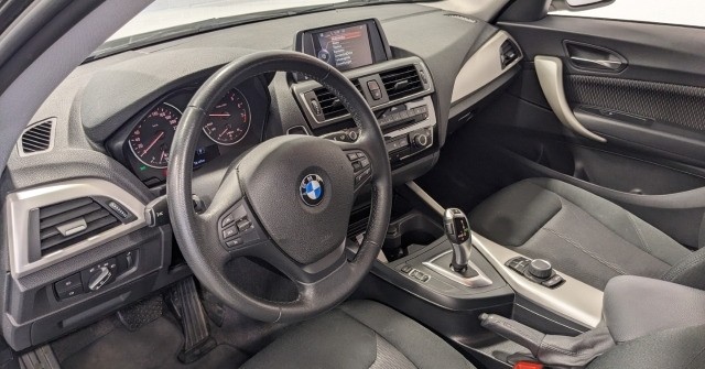 BMW 118 i Advantage LED PDC Klima SHZ Tempomat