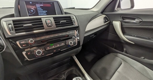BMW 118 i Advantage LED PDC Klima SHZ Tempomat