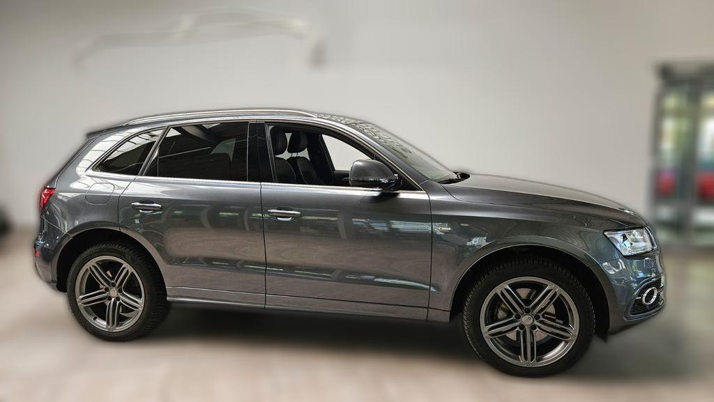 Audi Q5 3.0TDI S Line Sport Edition Navi Kamera Stdhz