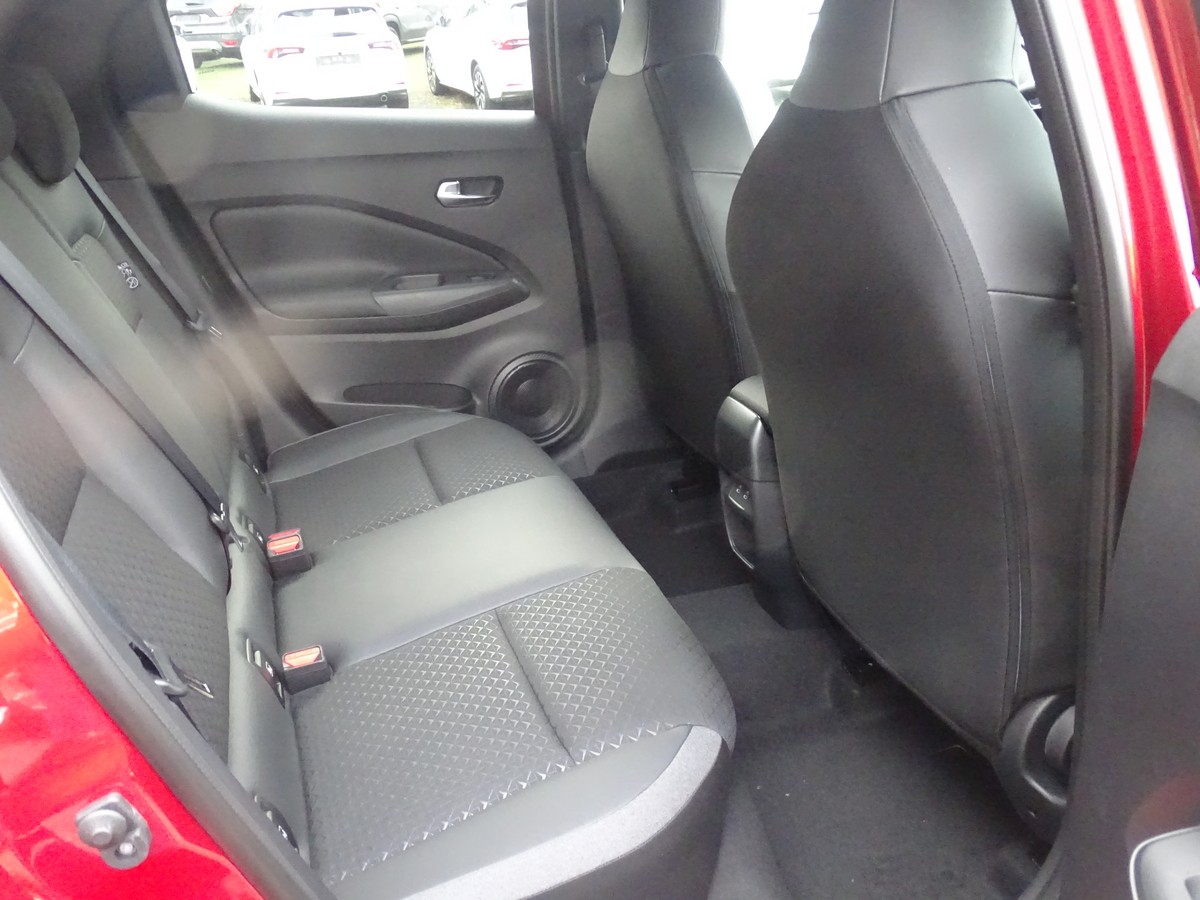 Nissan Juke 1.0 DIG-T N-Connecta Winterpaket Technik Paket 