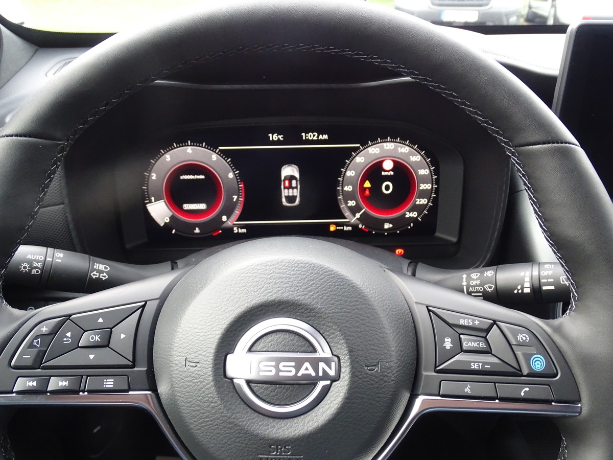 Nissan Juke 1.0 DIG-T N-Connecta Winterpaket Technik Paket 