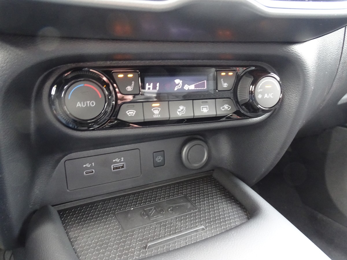 Nissan Juke 1.0 DIG-T N-Connecta Winterpaket Technik Paket 