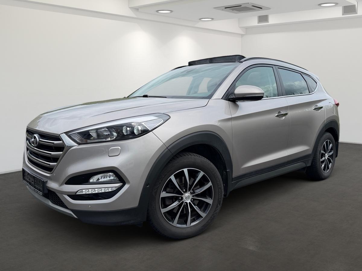 Hyundai Tucson Style 4WD Pano AHK RFK PDC