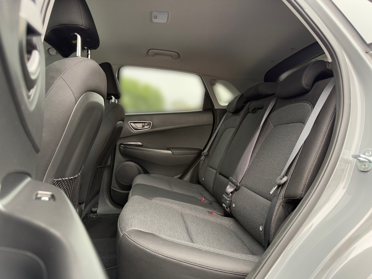 Hyundai KONA Elektro Advantage *Car Play* Wärmepumpe Klimaaut.