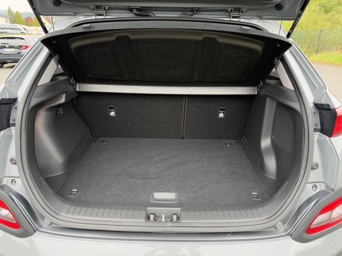 Hyundai KONA Elektro Advantage *Car Play* Wärmepumpe Klimaaut.