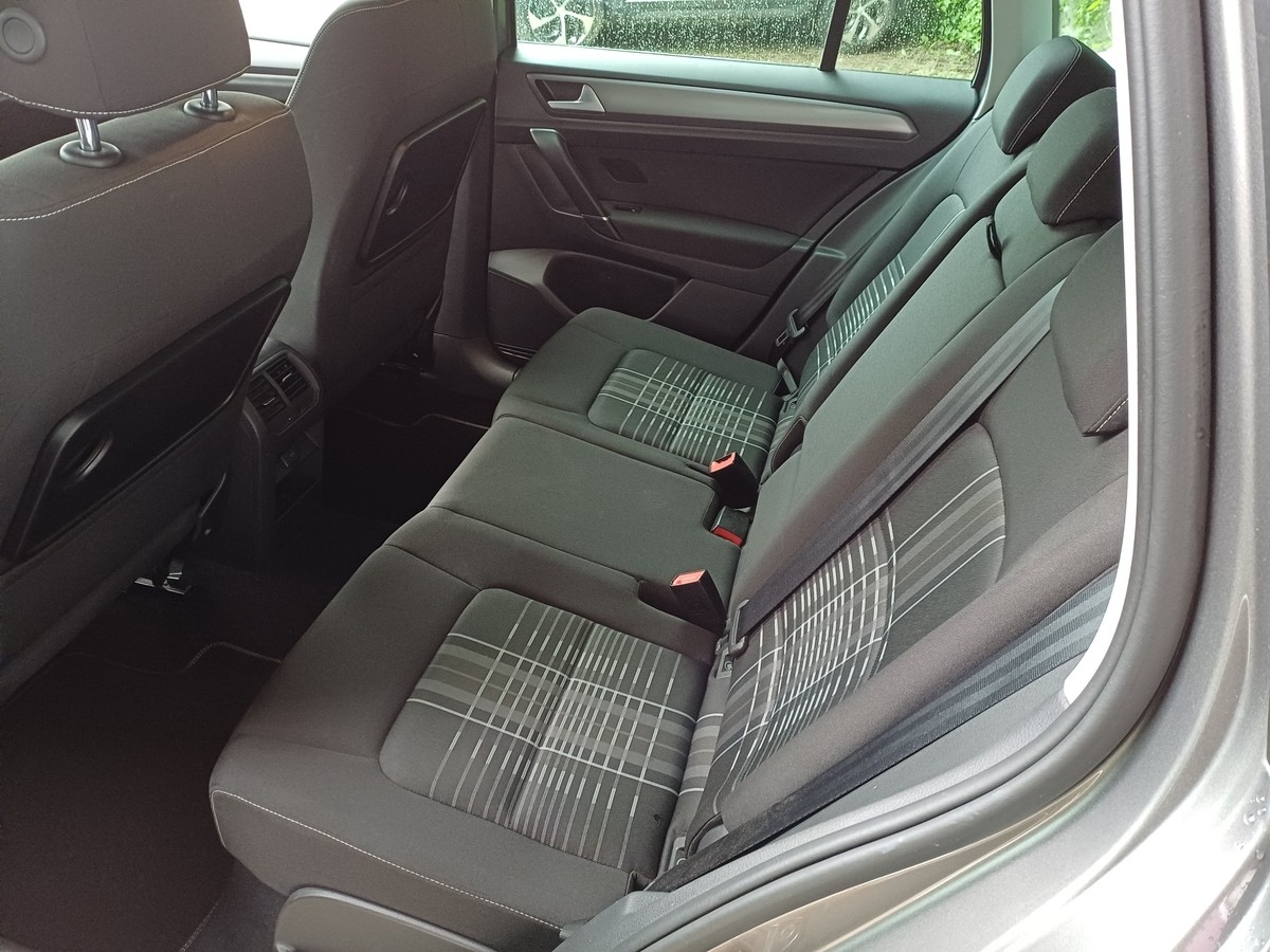 Volkswagen Golf Sportsvan 1,2 TSI LOUNGE ALLWETTER KLI MA W-PAKET PDC  