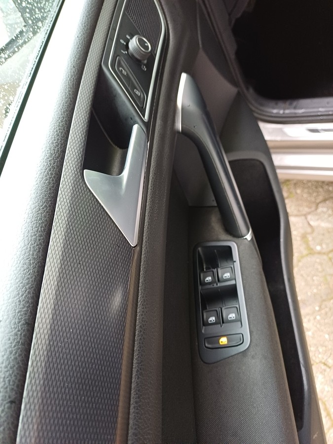 Volkswagen Golf Sportsvan 1,2 TSI LOUNGE ALLWETTER KLI MA W-PAKET PDC  
