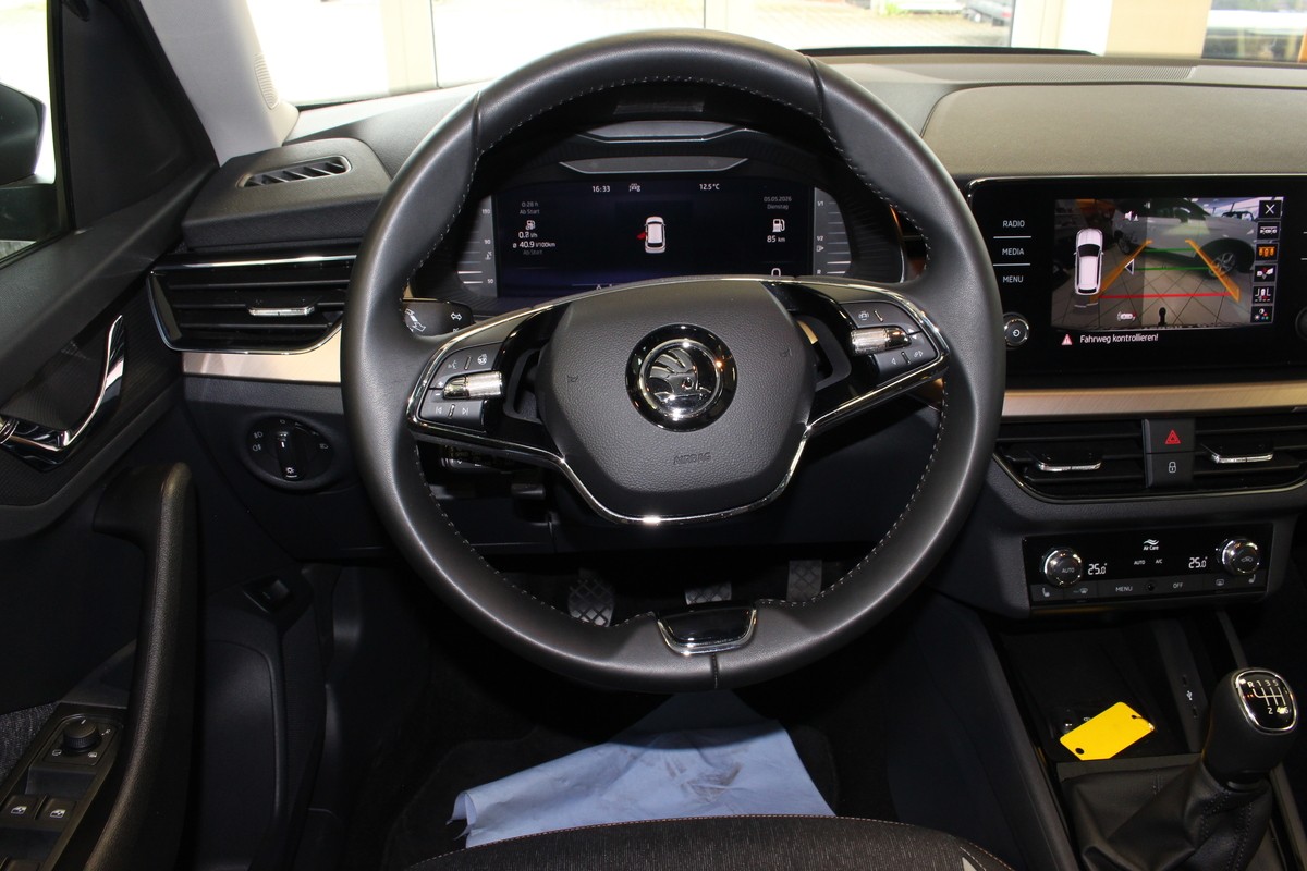 Skoda Kamiq Style OPF AHK LED Kamera Smartlink Tempomat