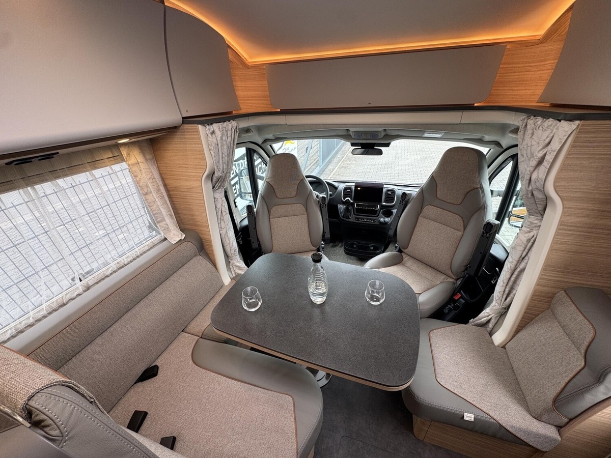 Malibu T 470 RB LE K comfort ACC+TV+Kaffeem+Leder