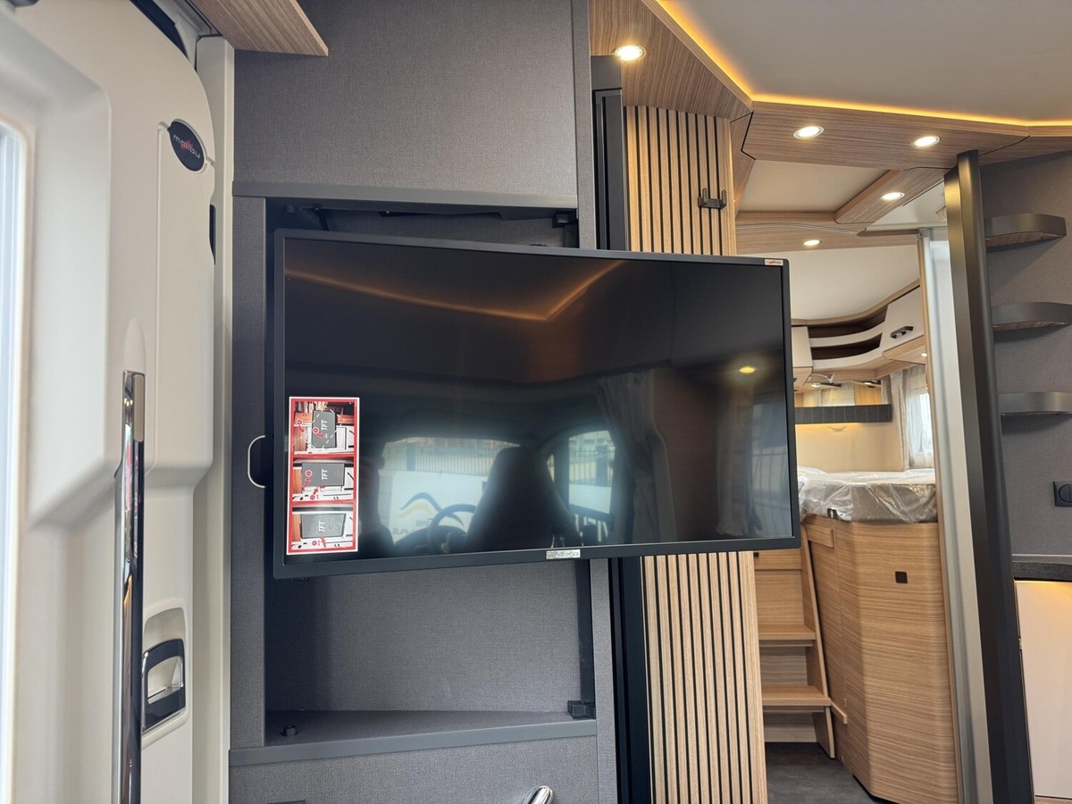 Malibu T 470 RB LE K comfort ACC+TV+Kaffeem+Leder