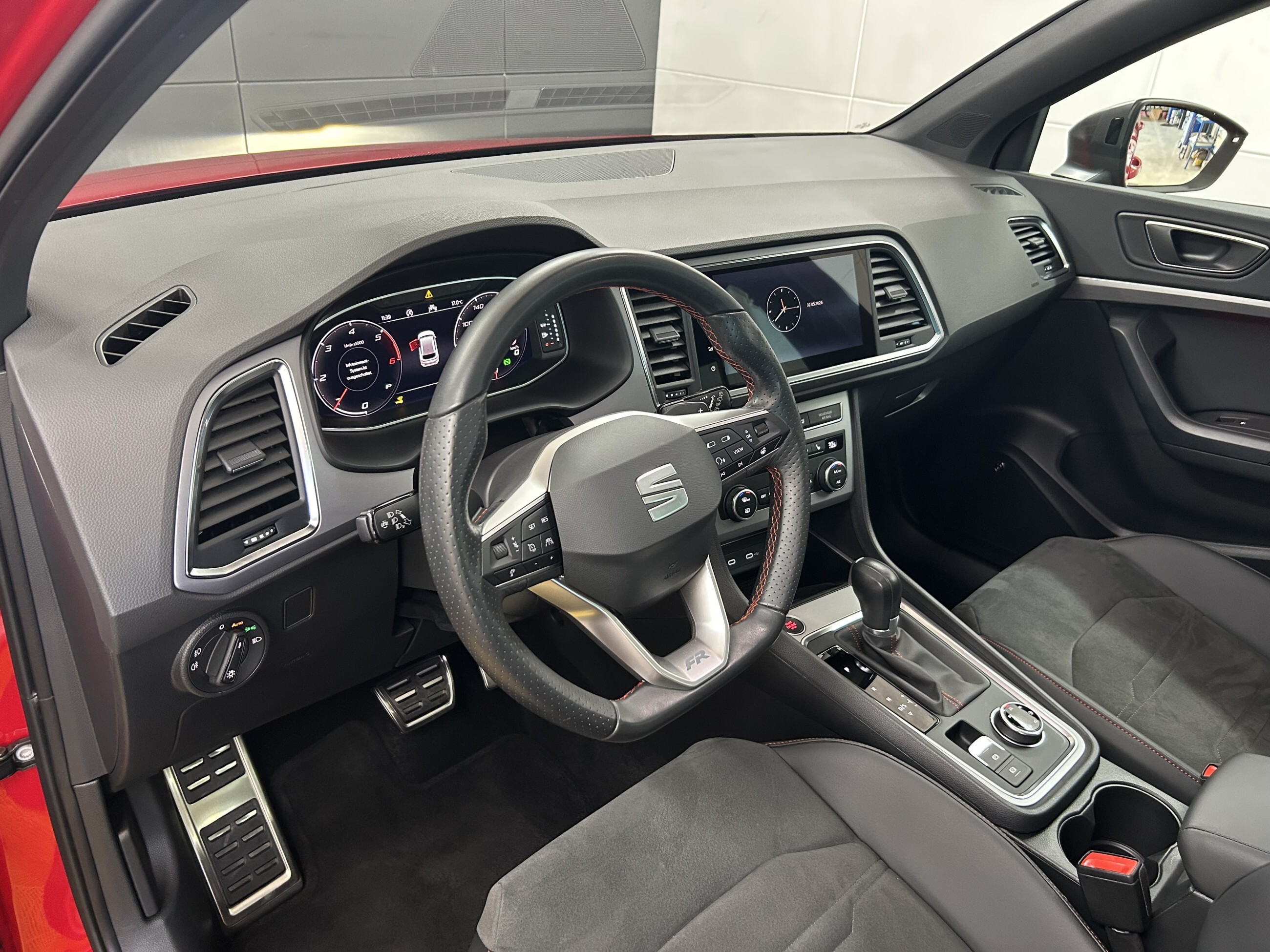 Seat Ateca FR 4Drive+ACC+DCC+Pano+AHK+Memo+Kessy+LED