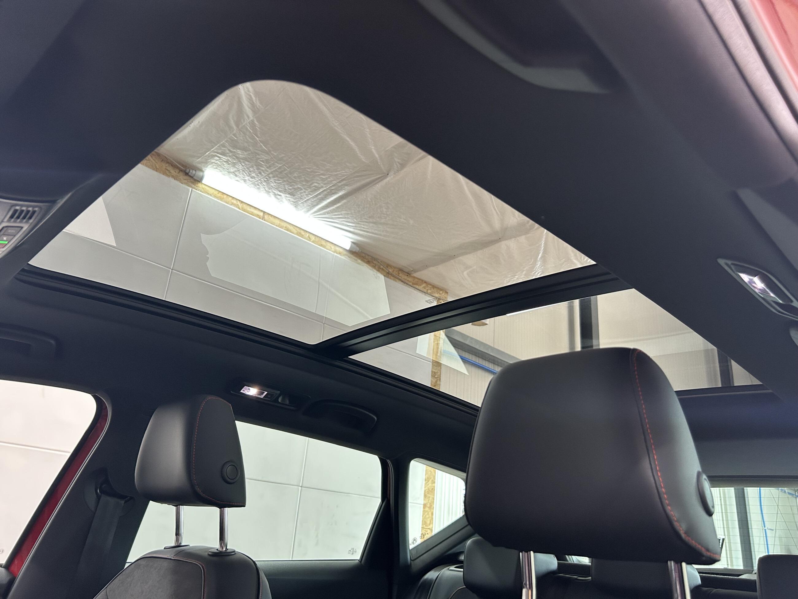 Seat Ateca FR 4Drive+ACC+DCC+Pano+AHK+Memo+Kessy+LED