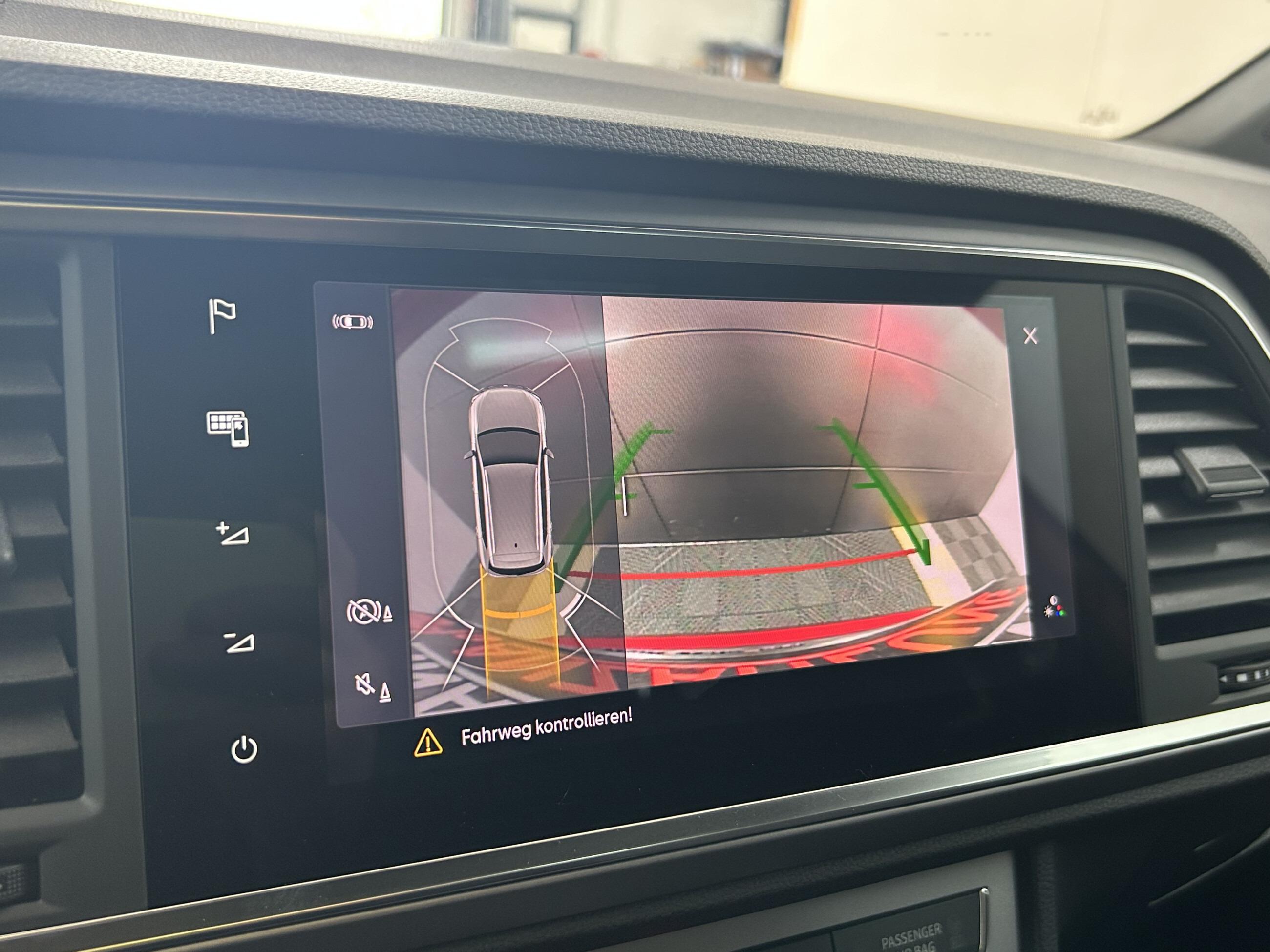 Seat Ateca FR 4Drive+ACC+DCC+Pano+AHK+Memo+Kessy+LED