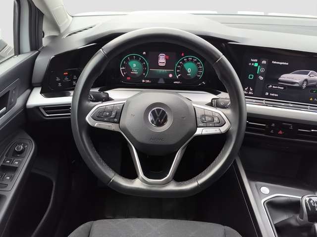 Volkswagen Golf 8 Lim. 1.5 TSI Life LED NAVI PDC