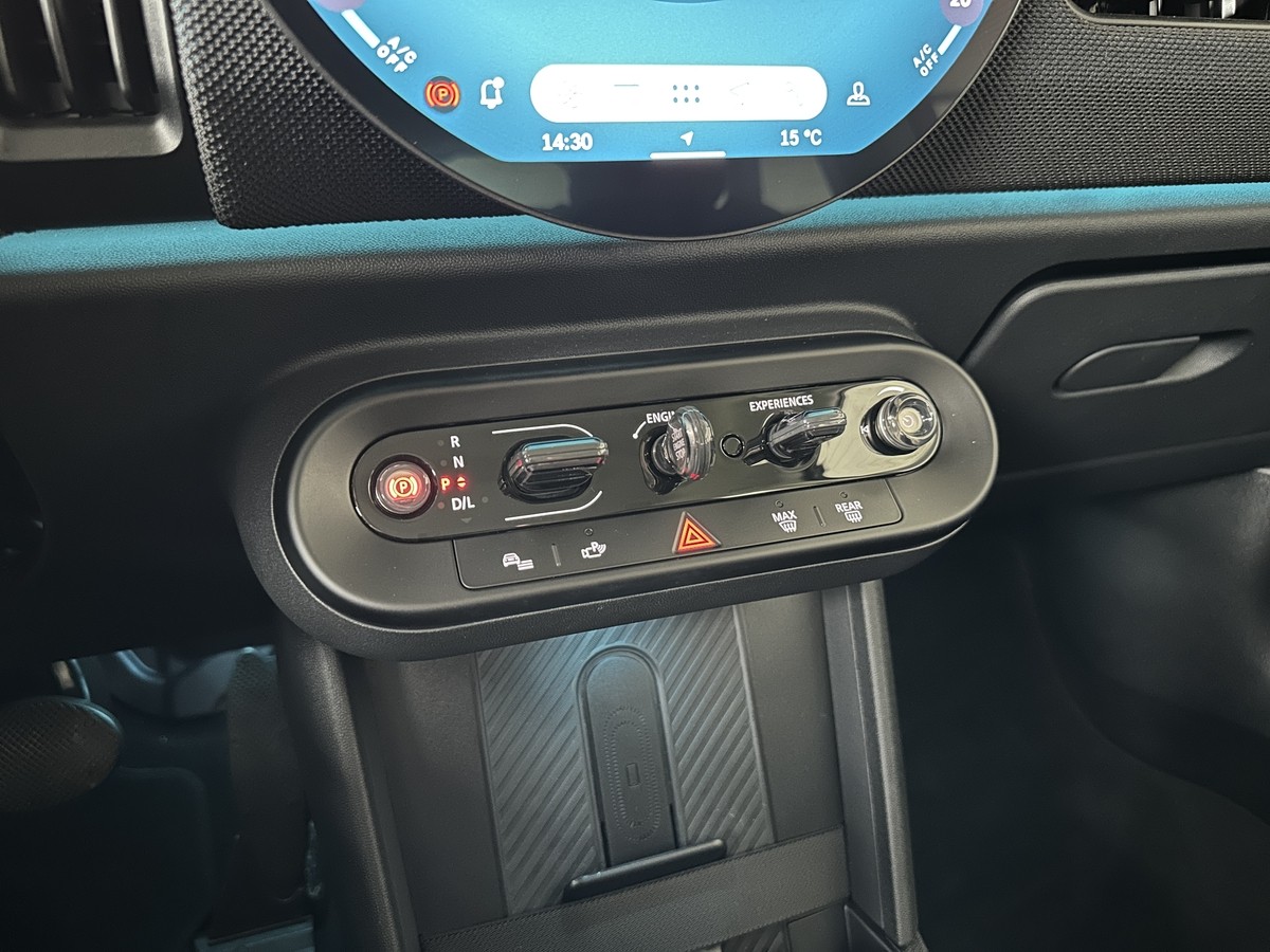 MINI Cooper C Classic Trim Sitz u.Lenkradhz Kamera LED Car Play