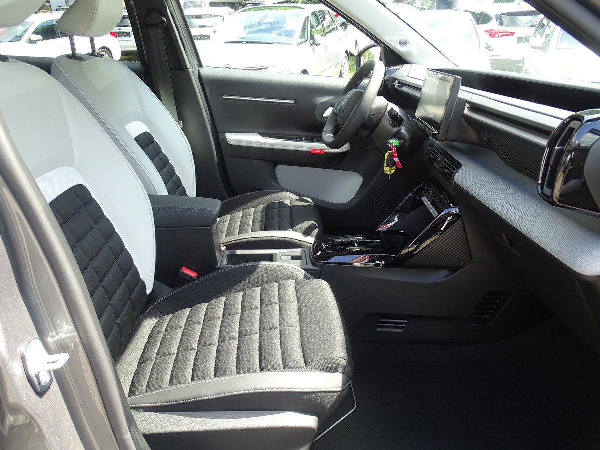 Citroën C3 Aircross 1.2 Mild-Hybrid 145 MAX Automatik Kamera PDC