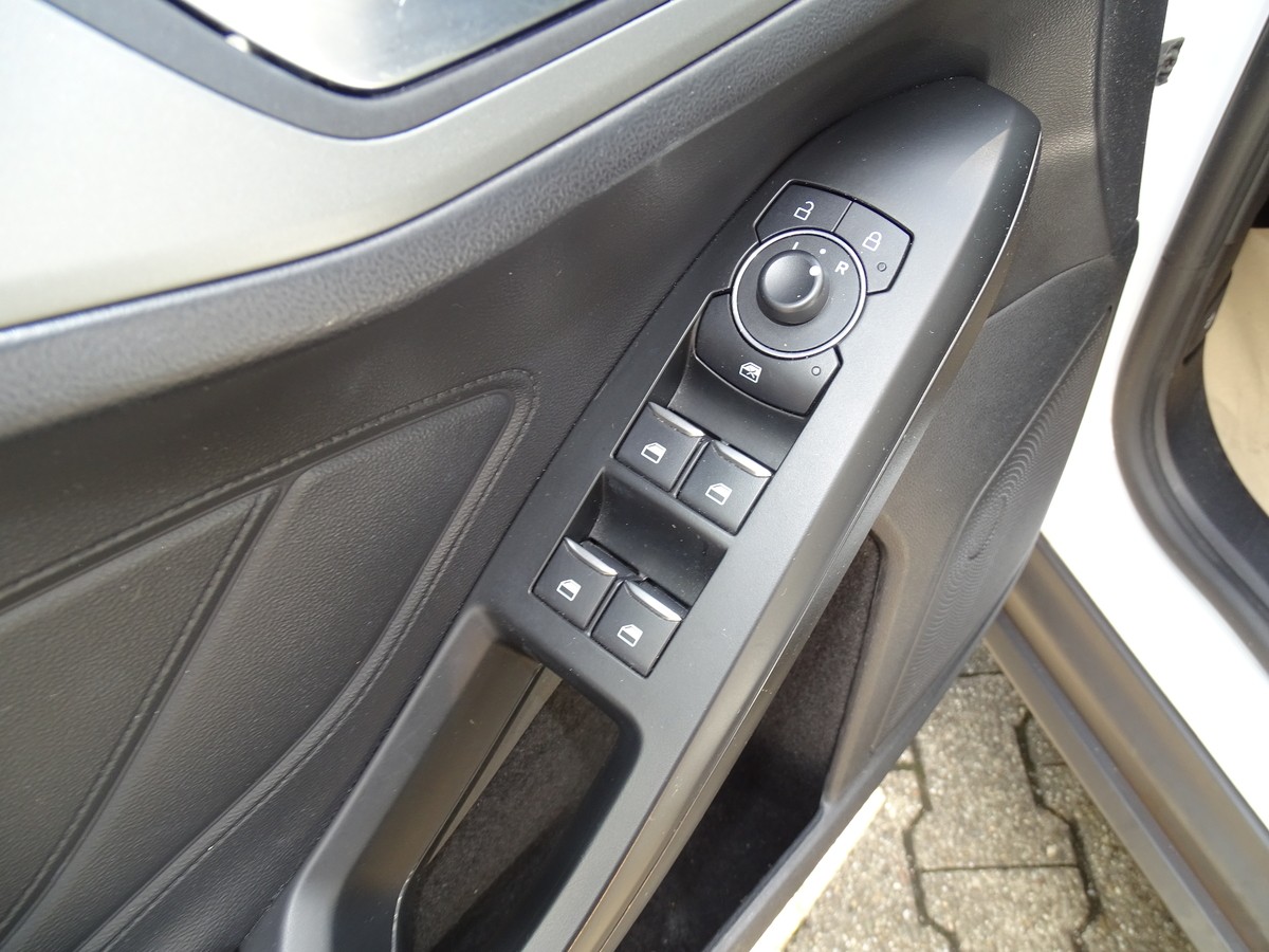 Ford Focus 1.0 EcoBoost Turnier Cool&Connect 