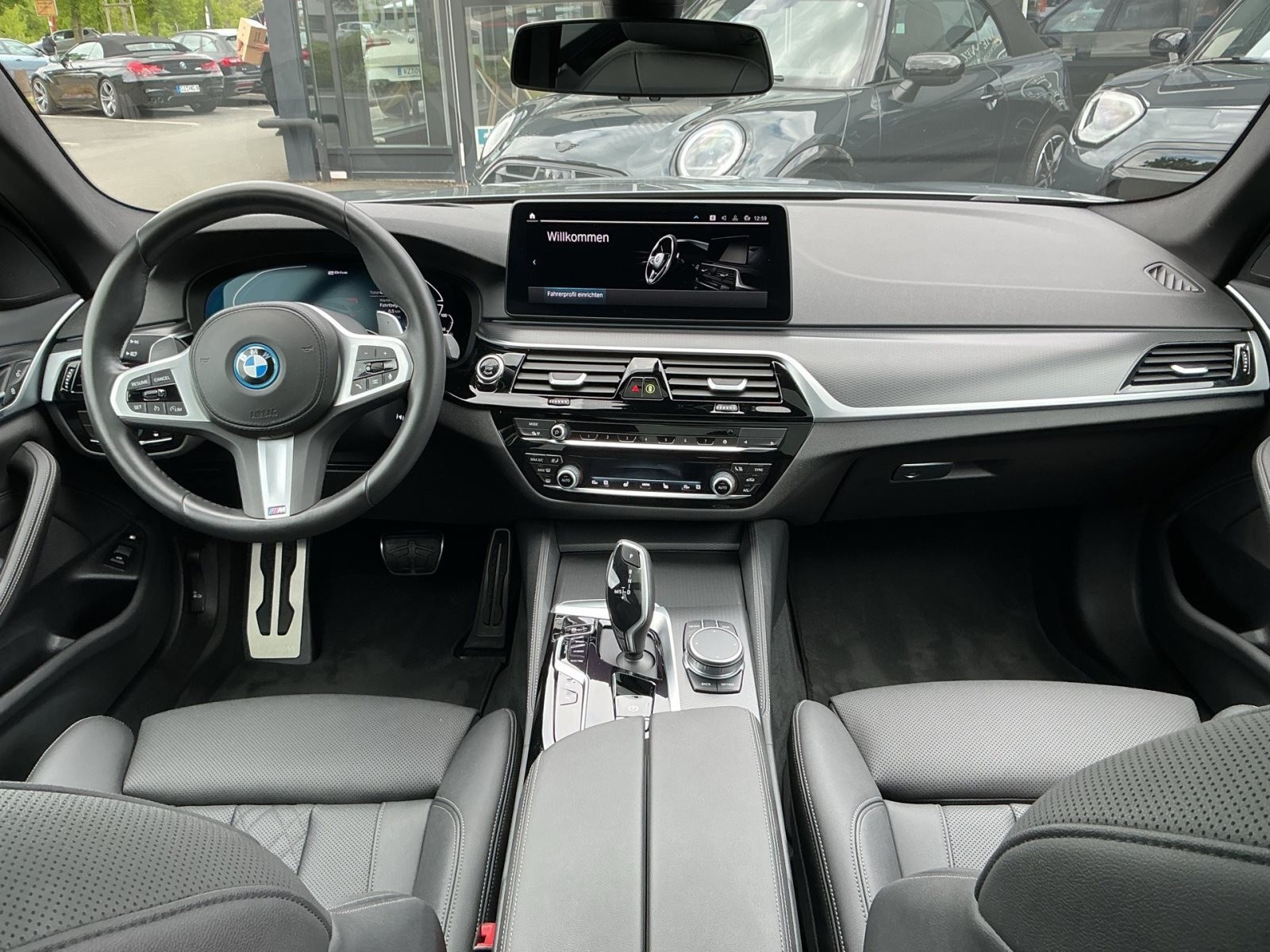 BMW 530 TOURING M SPORT AHK PANO LASER HUD E-SITZE ALARM KOMFORTZG HIFI DAB WLAN