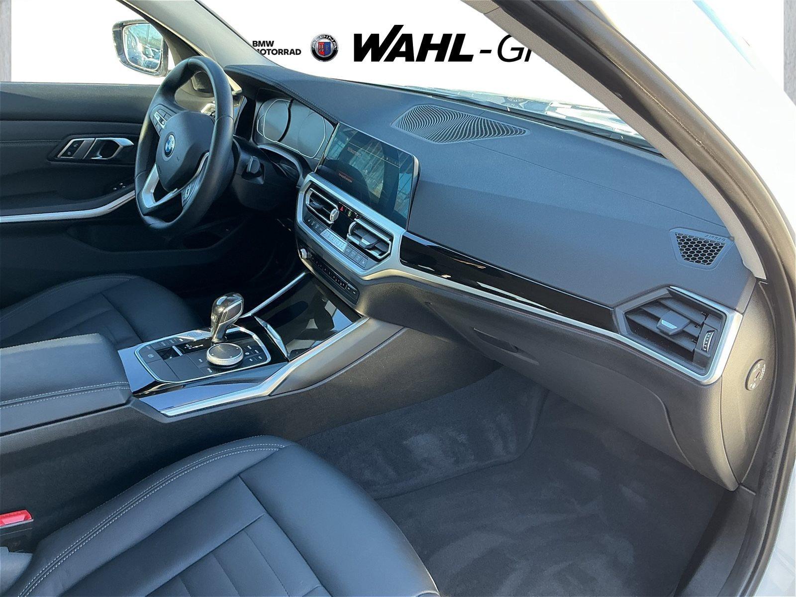 BMW 320 LUXURY LINE LC PLUS ACC 18 LM-RÄDER HIFI DAB PARKASSIST