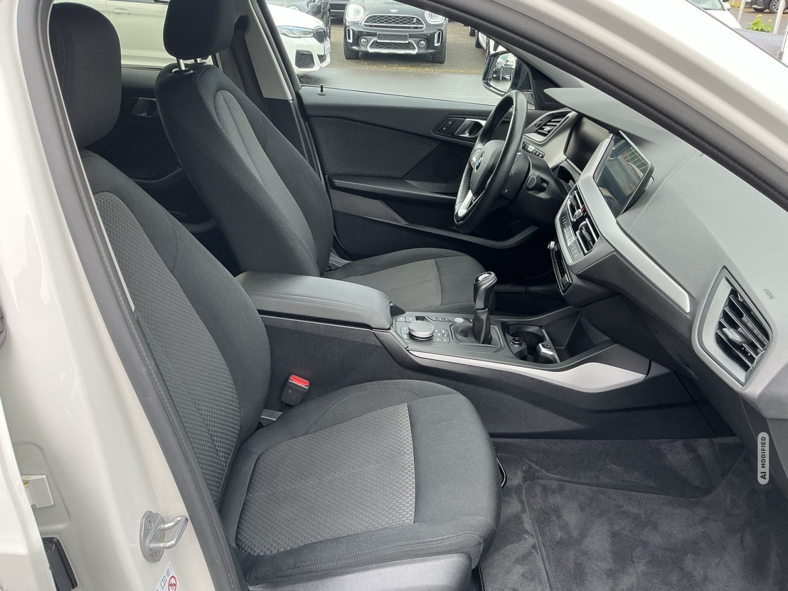 BMW 116 LC PROF LED GRA PDC SHZG HIFI DAB WLAN