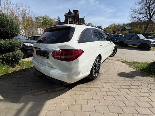 Mercedes-Benz C 220 T AVANTGARDE