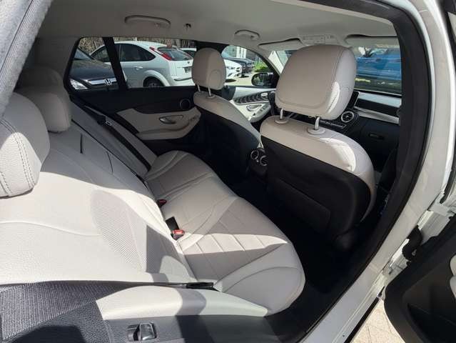 Mercedes-Benz C 220 T AVANTGARDE