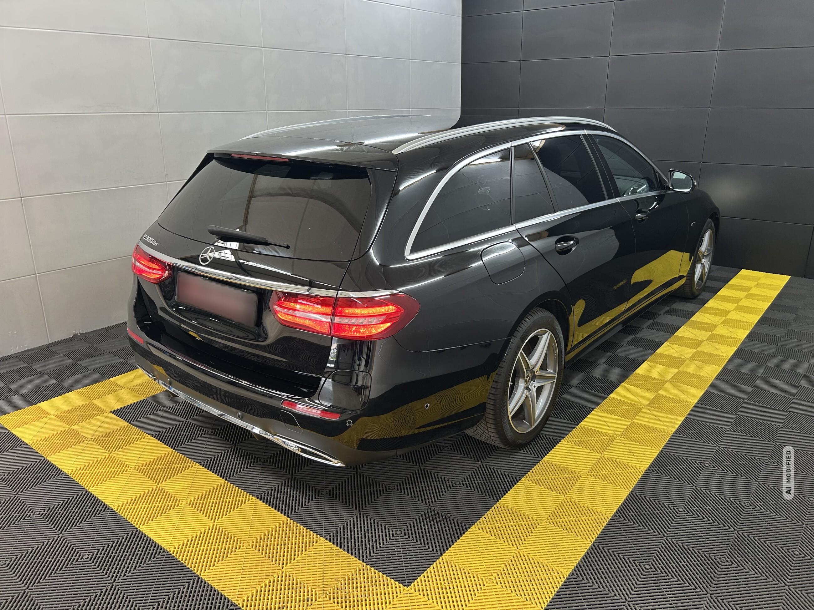 Mercedes-Benz E 300 de AMG-Line+ACC+Ambiente+Burmester+Keyless