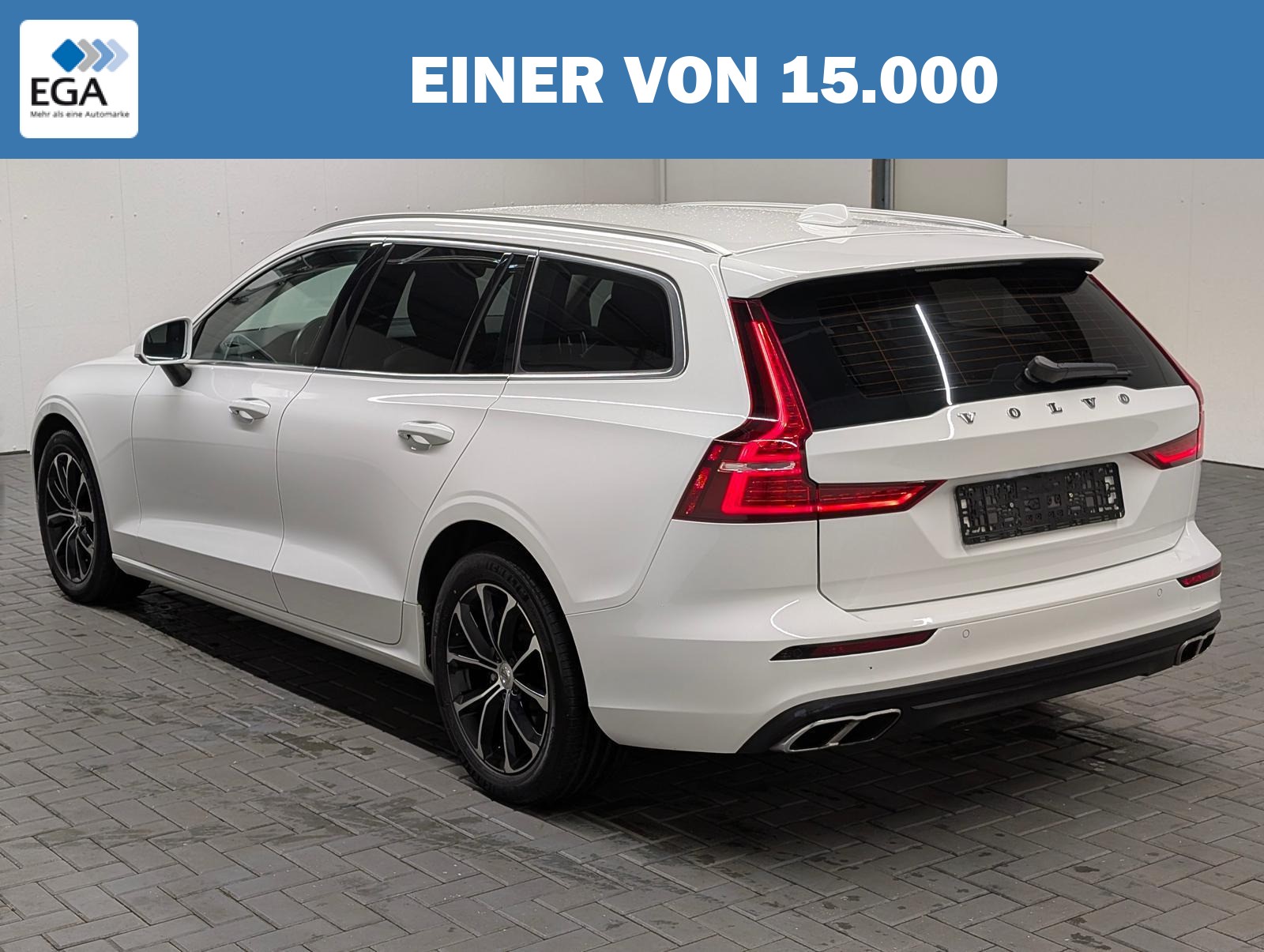 Volvo V60 Momentum Pro LED/Navi/4xSHZ/LHZ/PDC/ACC/elH