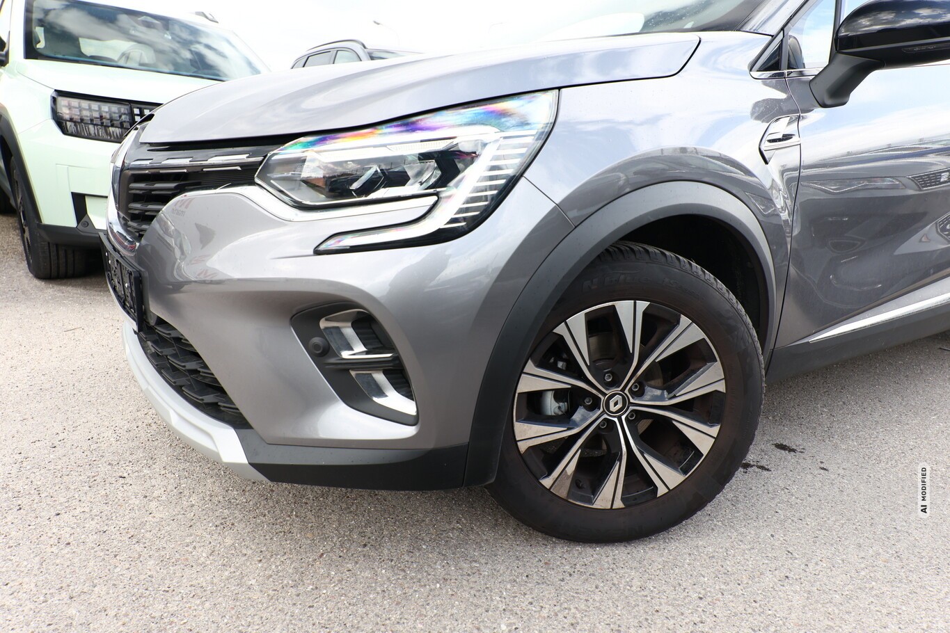Renault Captur II 1.3 TCe 140 MHEV Techno LED Nav PDC