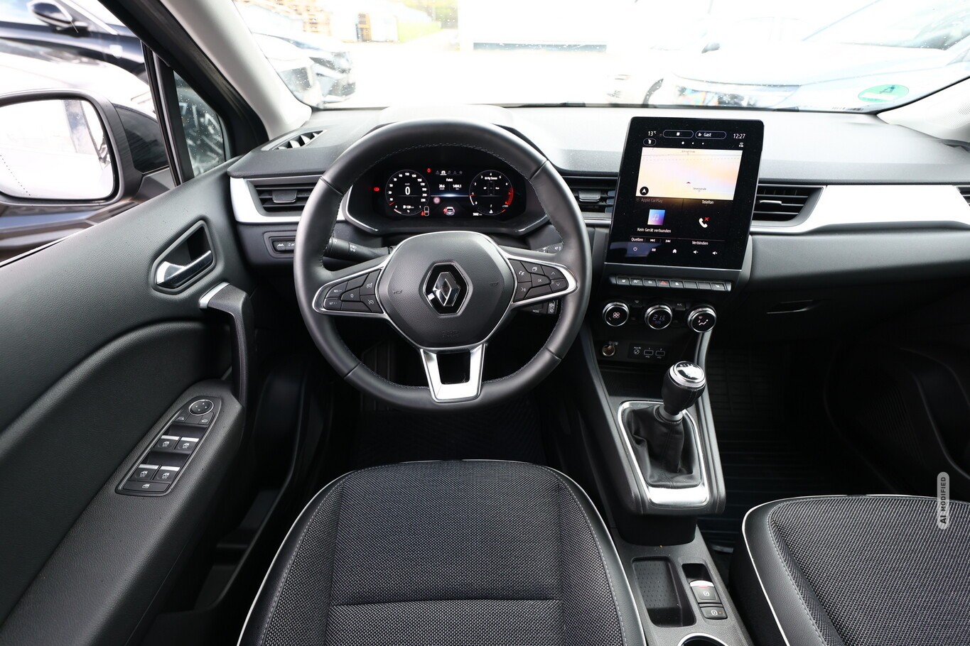 Renault Captur II 1.3 TCe 140 MHEV Techno LED Nav PDC