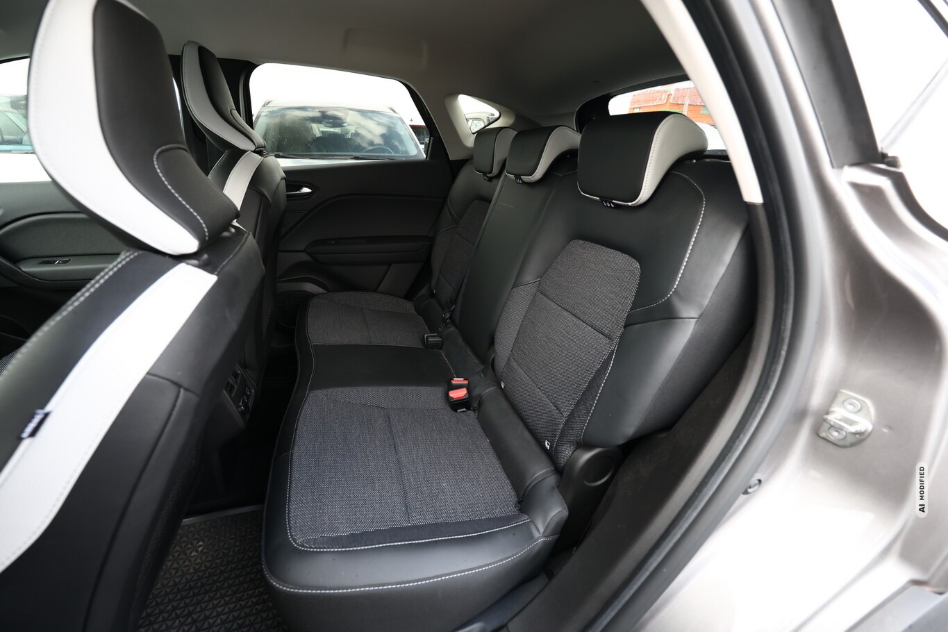 Renault Captur II 1.3 TCe 140 MHEV Techno LED Nav PDC