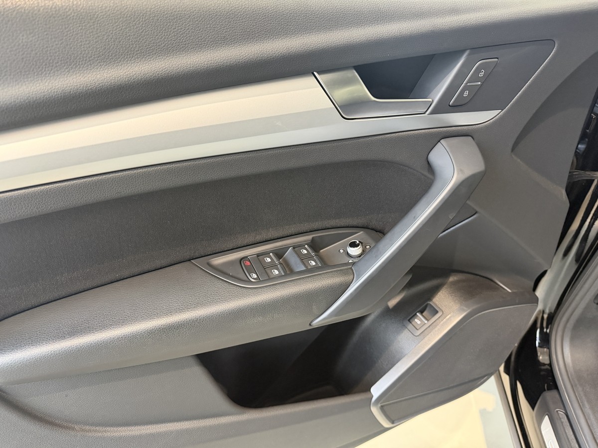 Audi Q5 40 2.0 TDI quattro (EURO 6d) LED Scheinwerfer