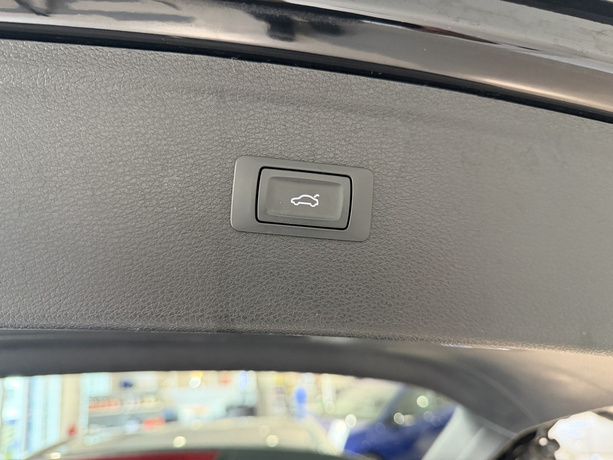 Audi Q5 40 2.0 TDI quattro (EURO 6d) LED Scheinwerfer