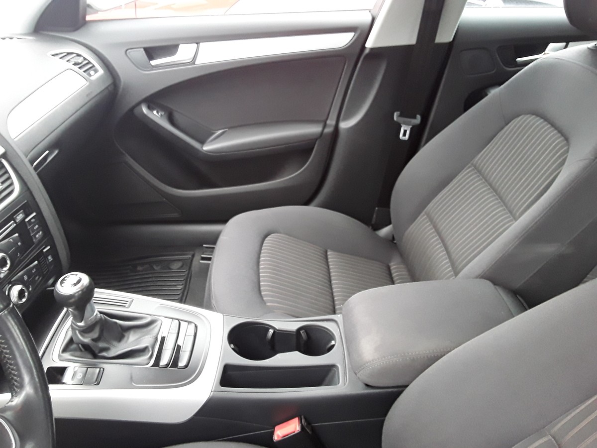 Audi A4 2.0 TDI  Avant, SHZ, PDC, AHK, Climatronic, Xenon