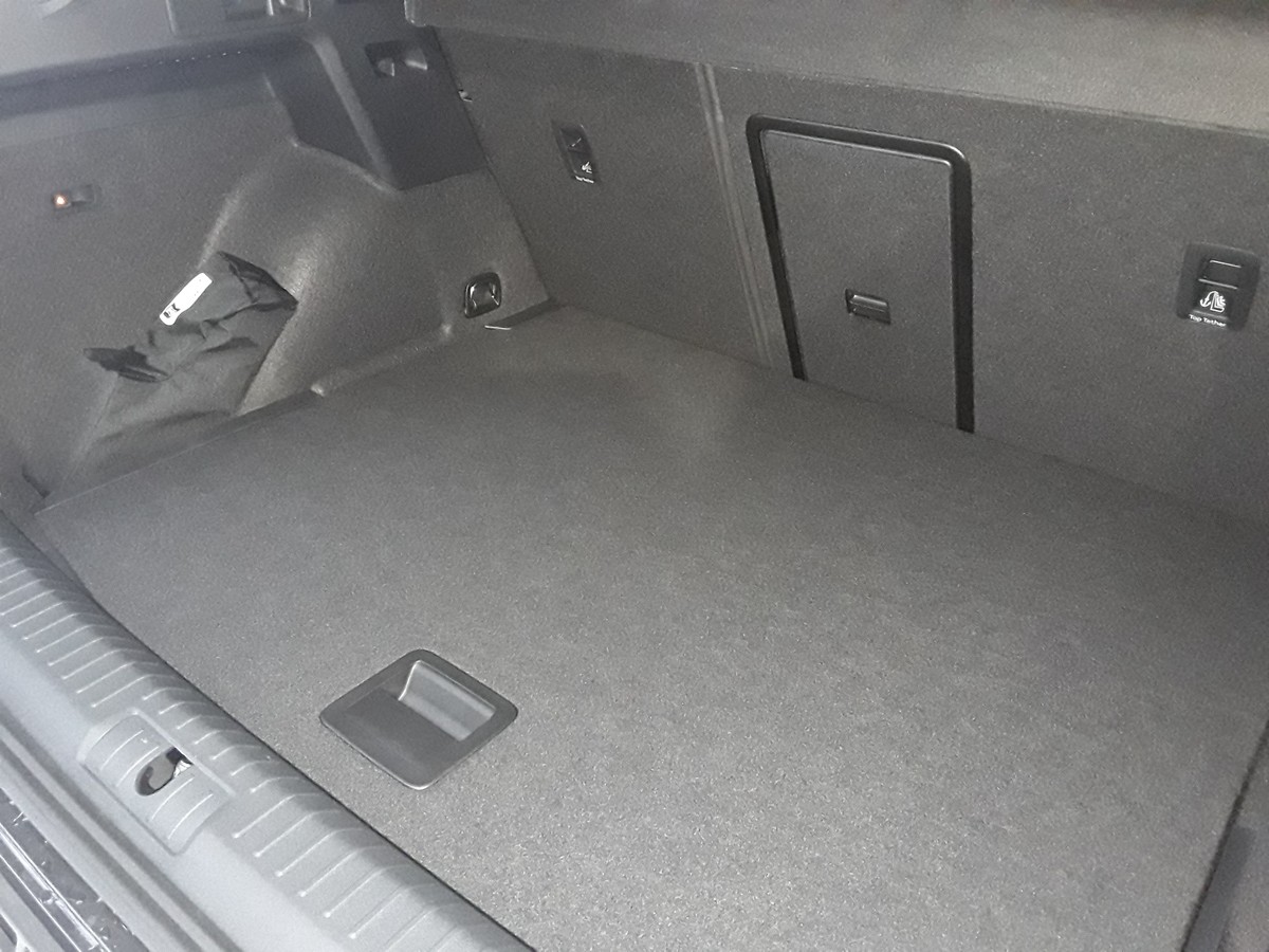 Cupra Formentor 2.0 TSI VZ 4Drive, AHK, Verkauf im Kundenauftrag!