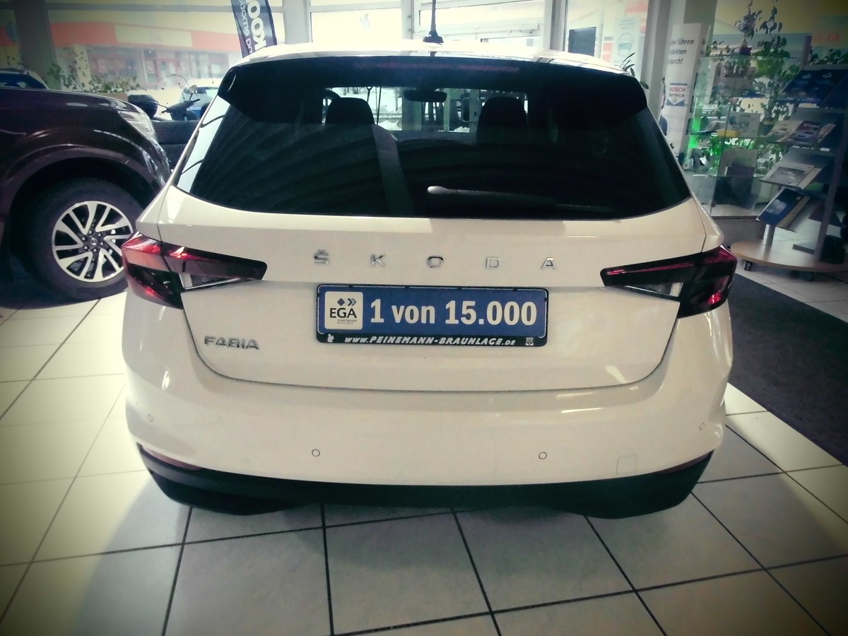 Skoda Fabia 1.0 TSI STyle, SZH, 2- Climatronic, SmartLink, PDC