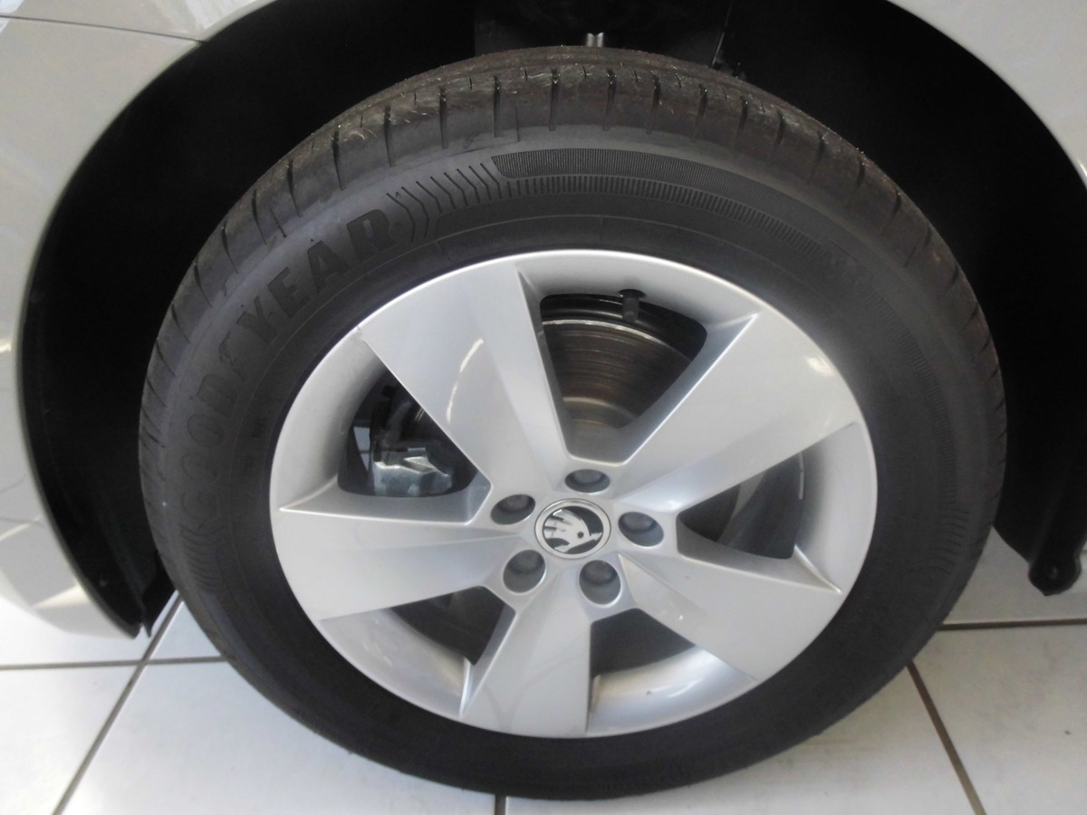 Skoda Scala Style 1.5 TSI DSG, Climatronic, Kessy, SHZ, Kamera