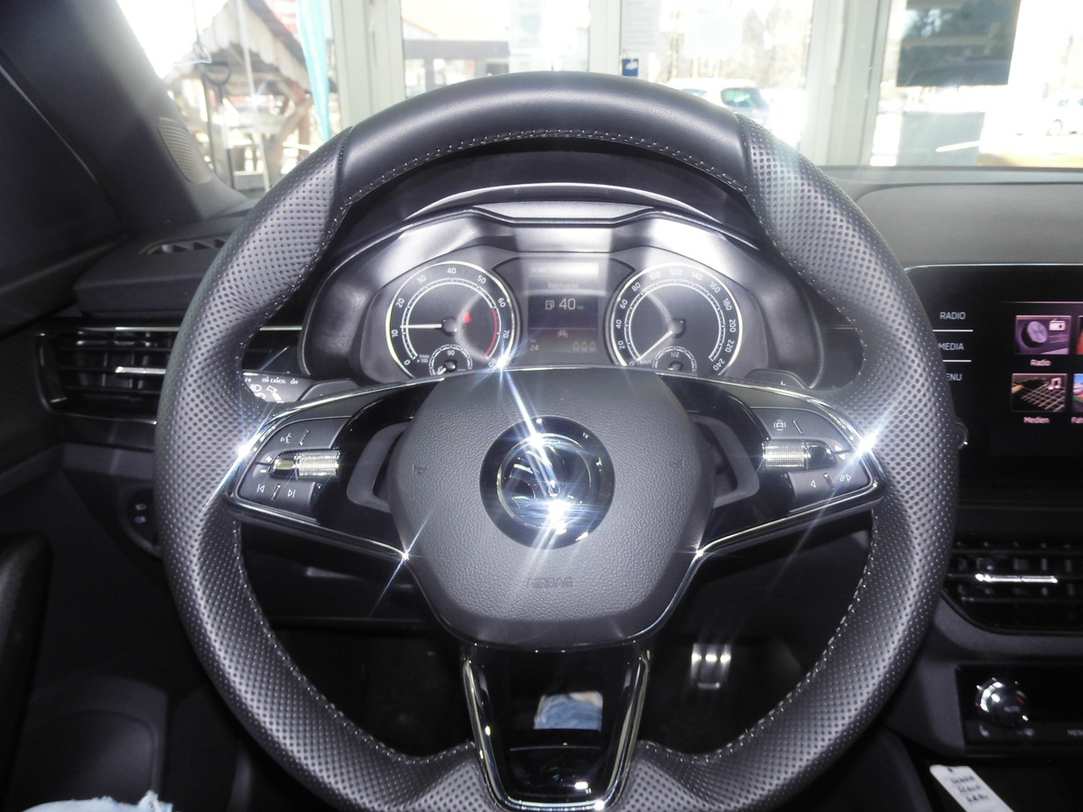Skoda Scala Style 1.5 TSI DSG, Climatronic, Kessy, SHZ, Kamera