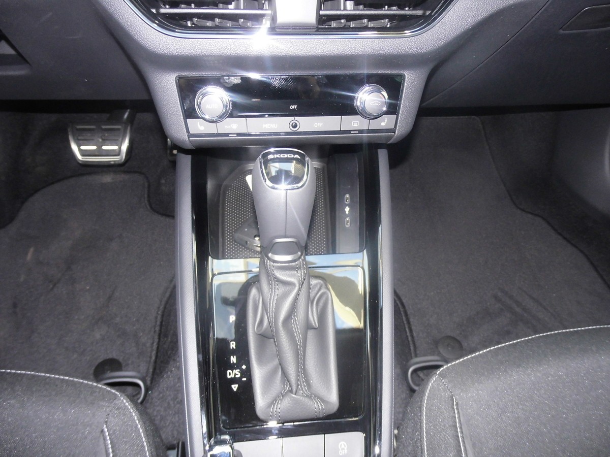 Skoda Scala Style 1.5 TSI DSG, Climatronic, Kessy, SHZ, Kamera